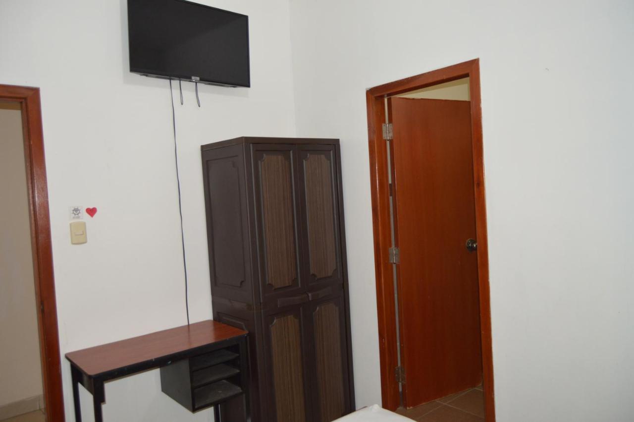 מנטה Hostal El Naufrago 1 מראה חיצוני תמונה